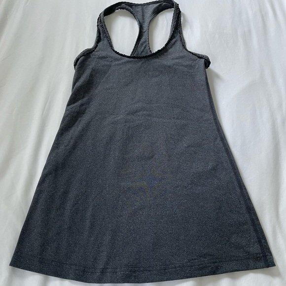 Lululemon Women’s Tank - Picture 2 of 4